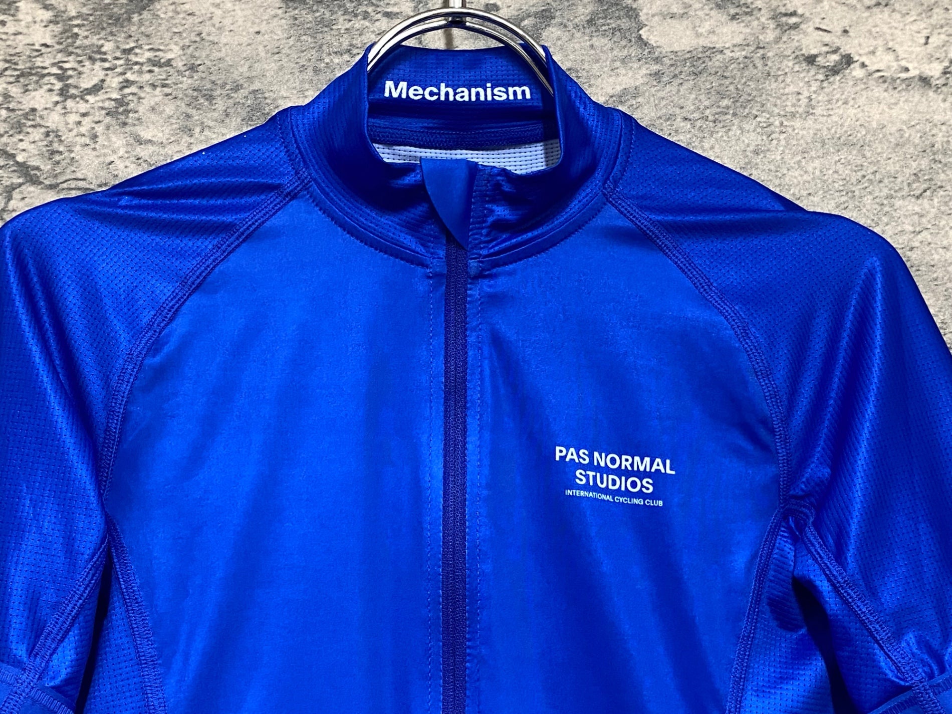 JN304 パスノーマルスタジオ PAS NORMAL STUDIOS Mechanism 半袖