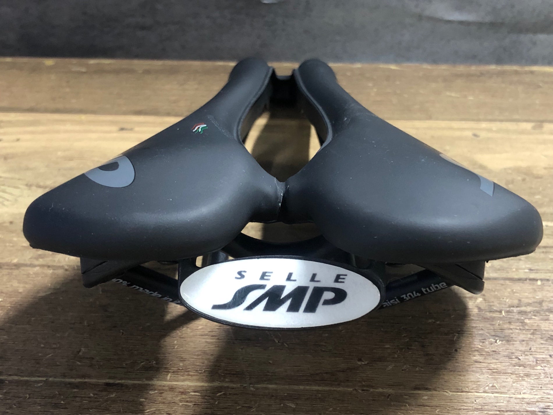 JZ051 SELLE SMP VT20C サドル 黒 aisi 304 tubuレール – BICI AMORE