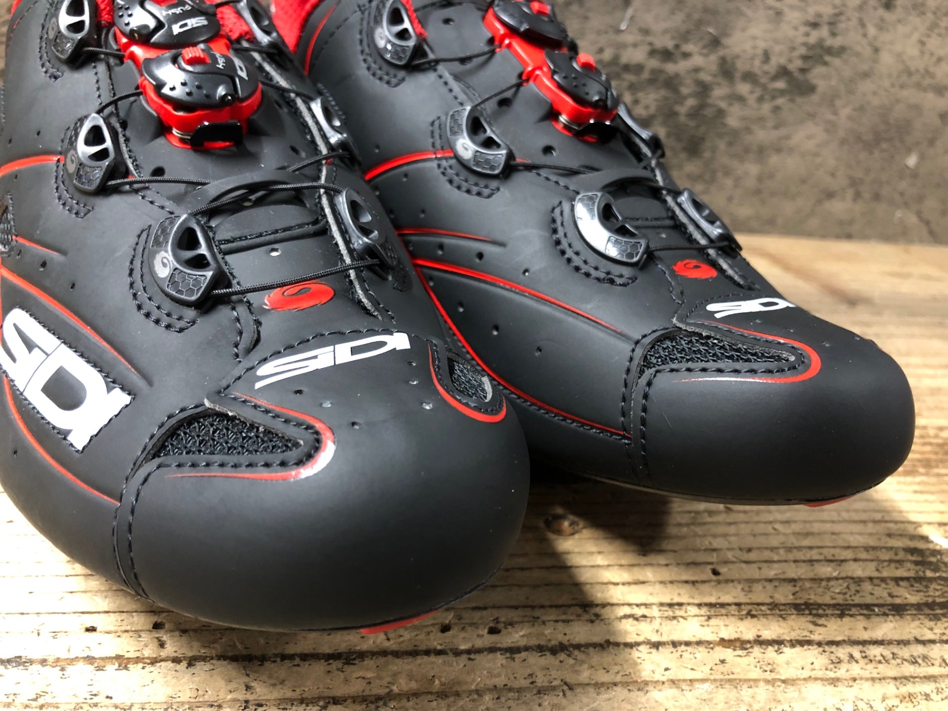 KB427 シディ SIDI SHOT MATT ビンディングシューズ 黒 赤 EU41 3穴