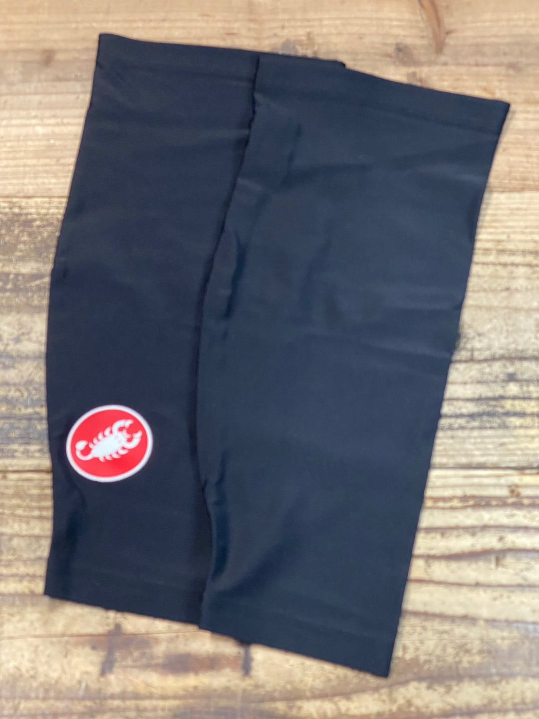 JT390 カステリ Castelli ニーカバー 黒 M