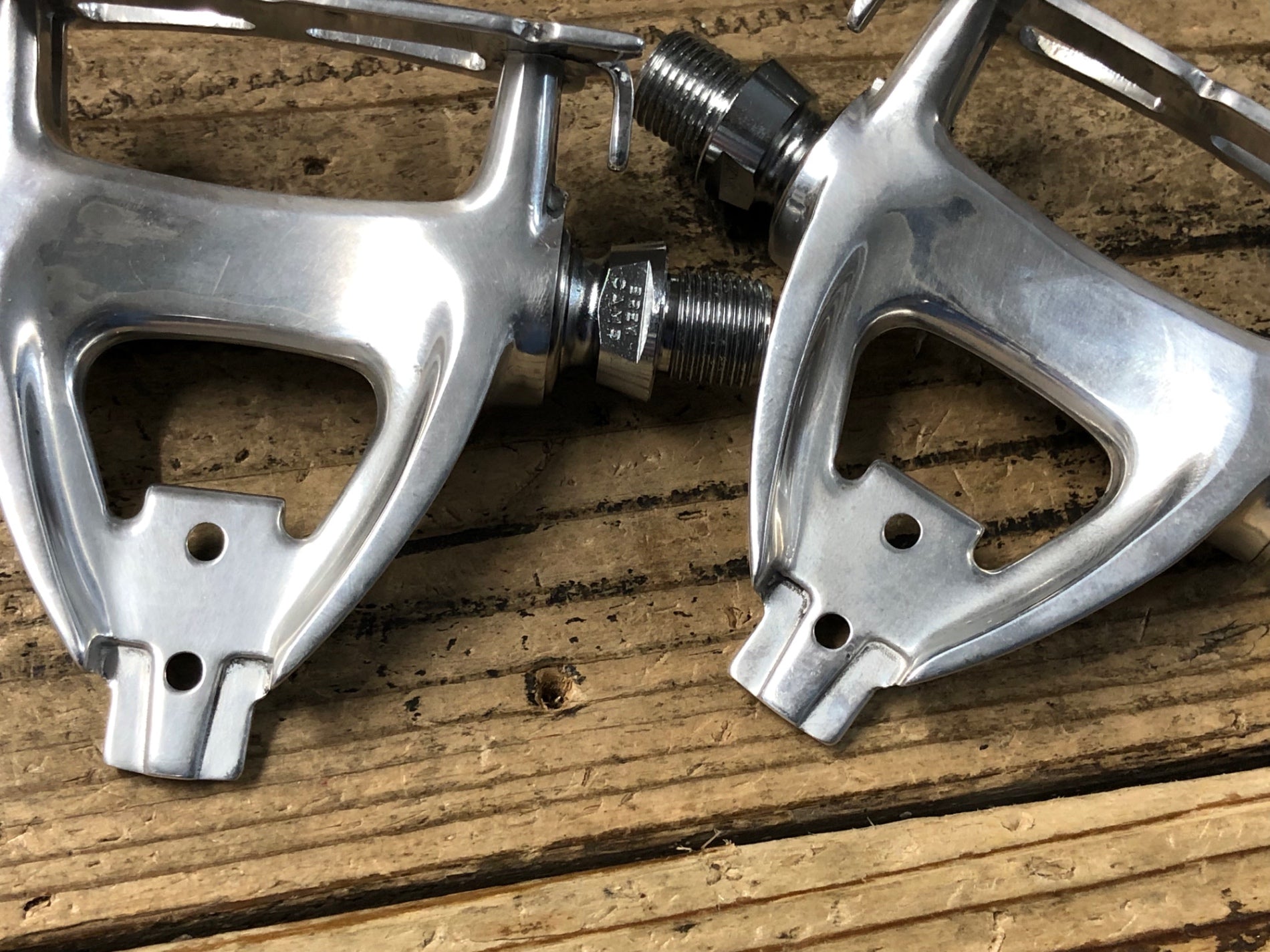 KH591 未使用箱入り カンパニョーロ Campagnolo Cレコード期 コーラス