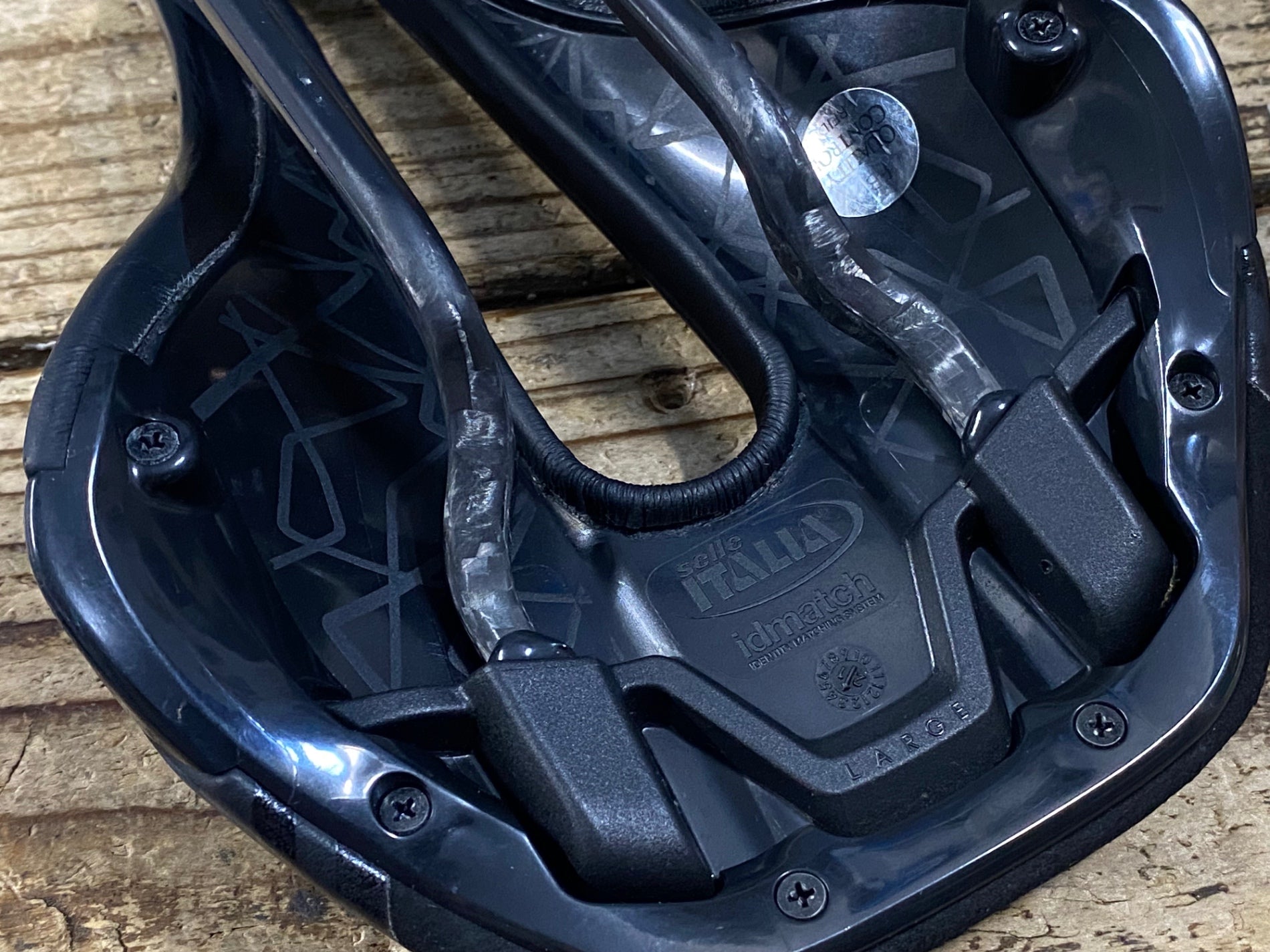 KI230 セライタリア SELLE ITALIA NOVUS BOOST KIT CARBONIO SUPERFLOW