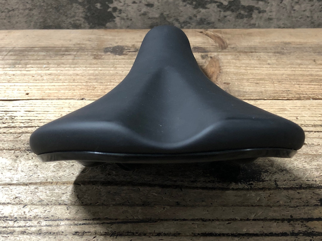 KH726 ファブリック FABRIC スクープラディウス SCOOP RADIUS PRO サドル 黒 カーボンレール