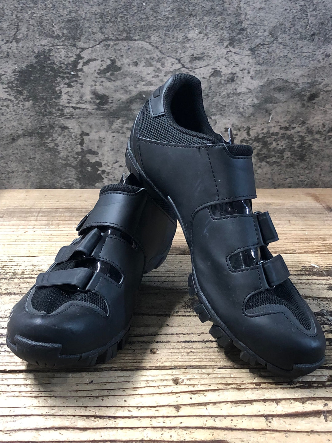 KG384 フィジーク FIZIK M6 MTB shoes ビンディングシューズ 黒 SPD EU42 ※ペン字あり