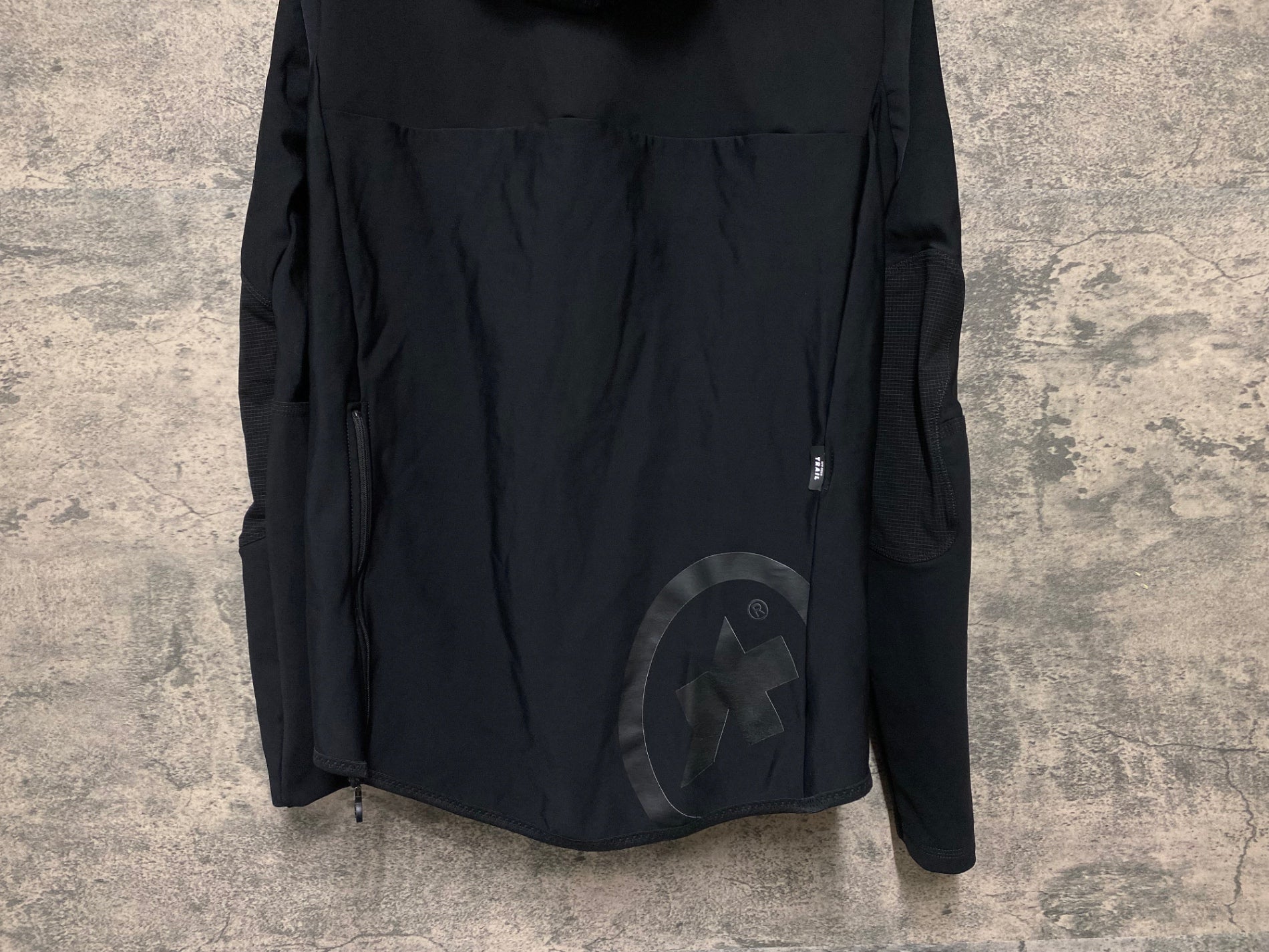 アソスASSOS TRAIL WINTER ジャケット 黒