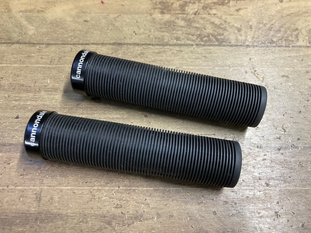 KN776 キャノンデール CANNONDALE Trailshroom Grips グリップ