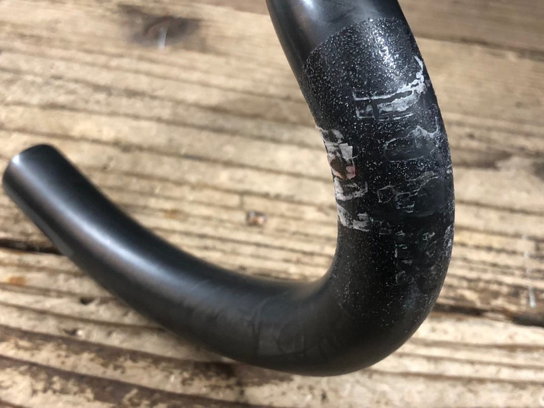 JS412 FSA K-FORCE カーボン ドロップハンドル Φ31.8 420mm ※クランプ痕凹みのためジャンク
