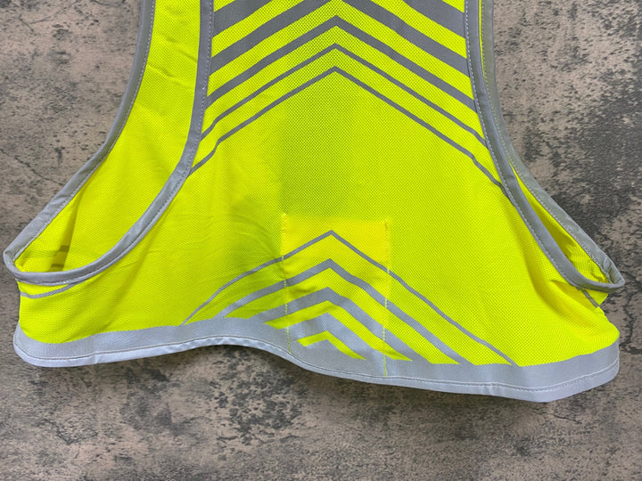 KC010 アピデュラ APIDURA PACKABLE VISIBILITY VEST サイクルベスト 黄