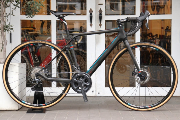 ジーティー GT グレード GRADE CARBON 2015モデル 53サイズ シマノ アルテグラ 6800 MIX 11S カーボン ロードバイク 【横浜店】