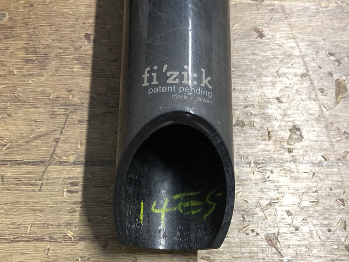 KN328 フィジーク fizik CYRANO R1 カーボン シートポスト 330mm Φ31.6 SB20mm