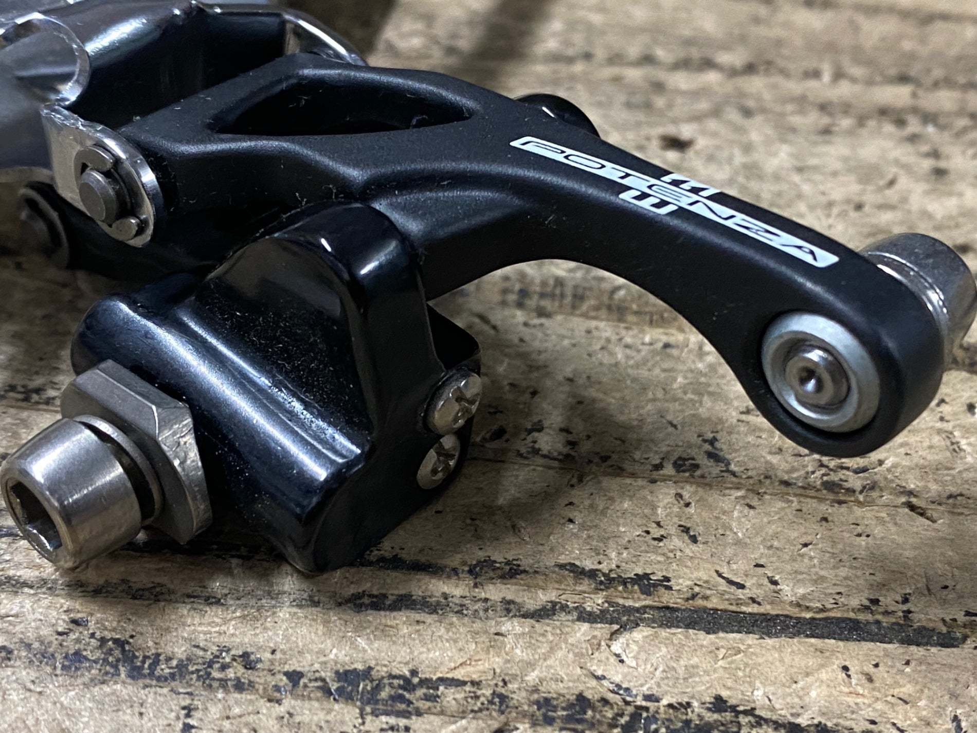 JS301 カンパニョーロ CAMPAGNOLO POTENZA FD17-PO82B フロント