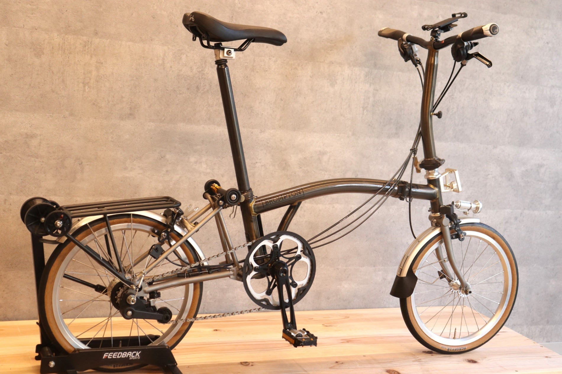 決算SALE ブロンプトン BROMPTON S6R ブラックラッカー 2021モデル