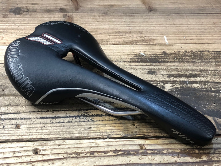 KC787 セライタリア Selle Italia フライト フロー FLITE FLOW Titanium サドル チタンレール 黒