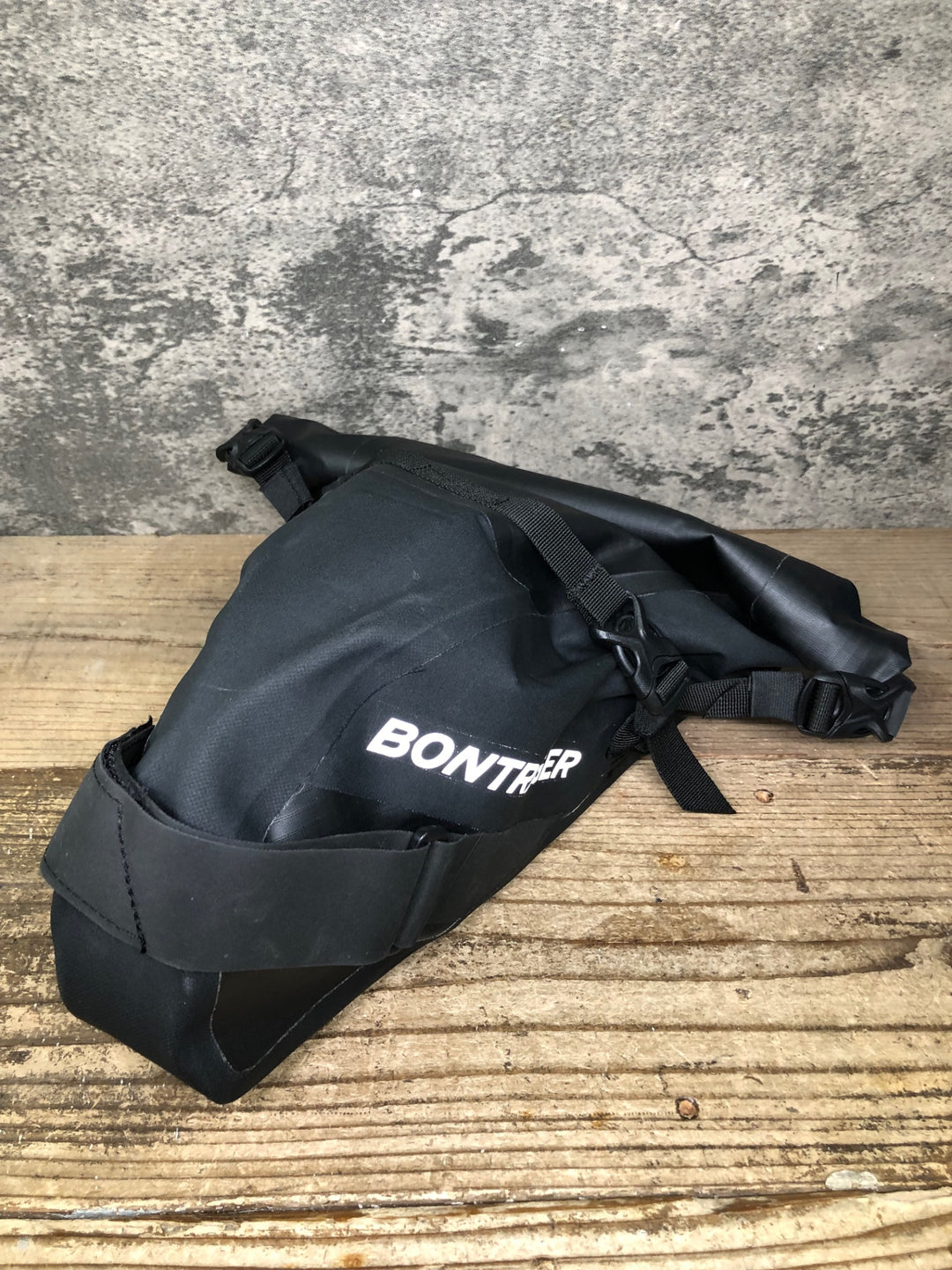 JN975 ボントレガー BONTRAGER Adventure Saddle Bag サドルバッグ 黒