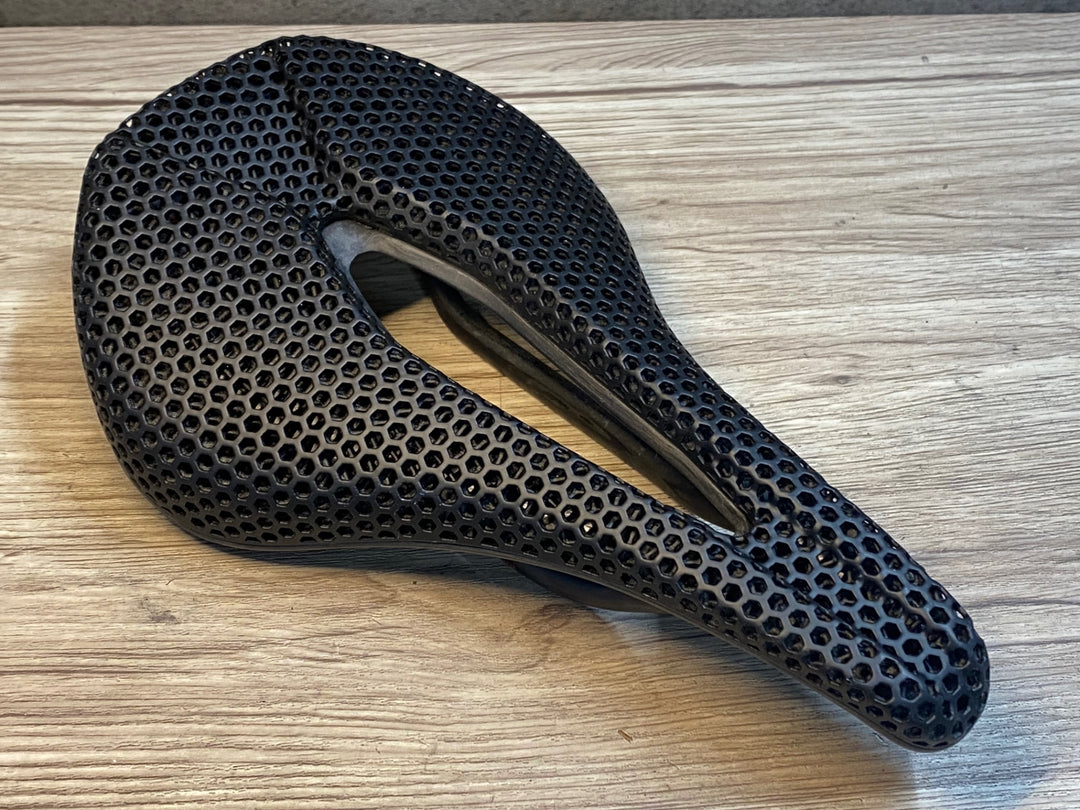 JO484 TNi 3D printing サドル 黒 カーボンレール