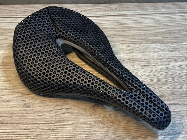 JO484 TNi 3D printing サドル 黒 カーボンレール