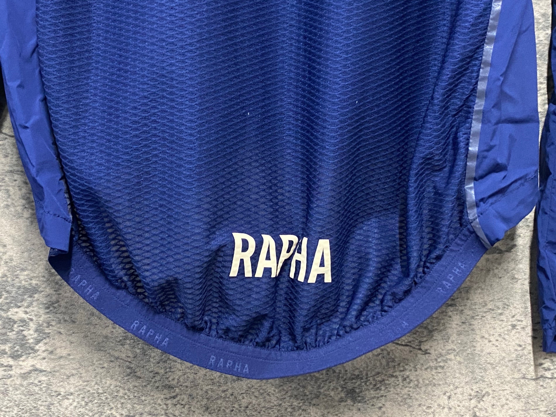 JW393 ラファ Rapha PRO TEAM LIGHTWEIGHT WIND JACKET 長袖 ウィンド
