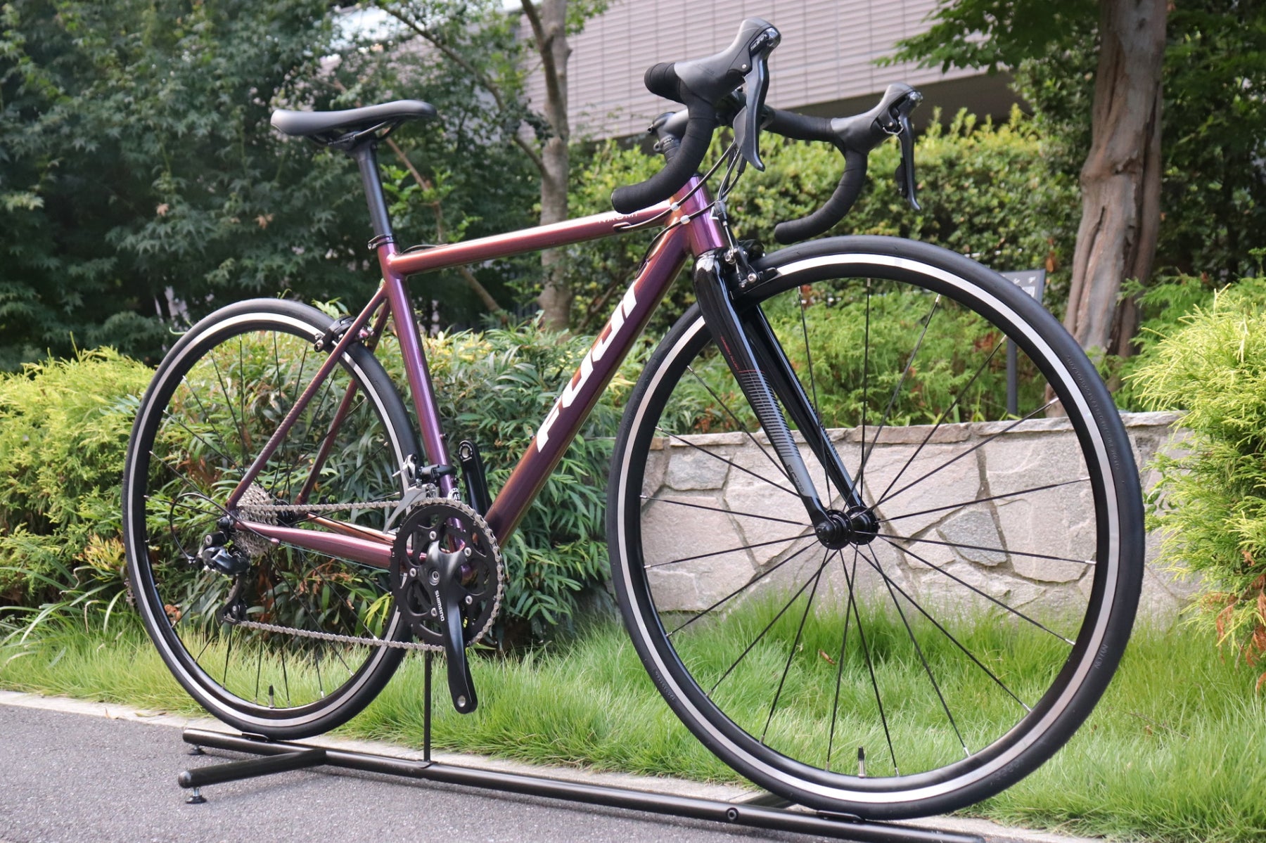 フジ FUJI ナオミ NAOMI 2023モデル 49サイズ シマノ ソラ R3000 9S