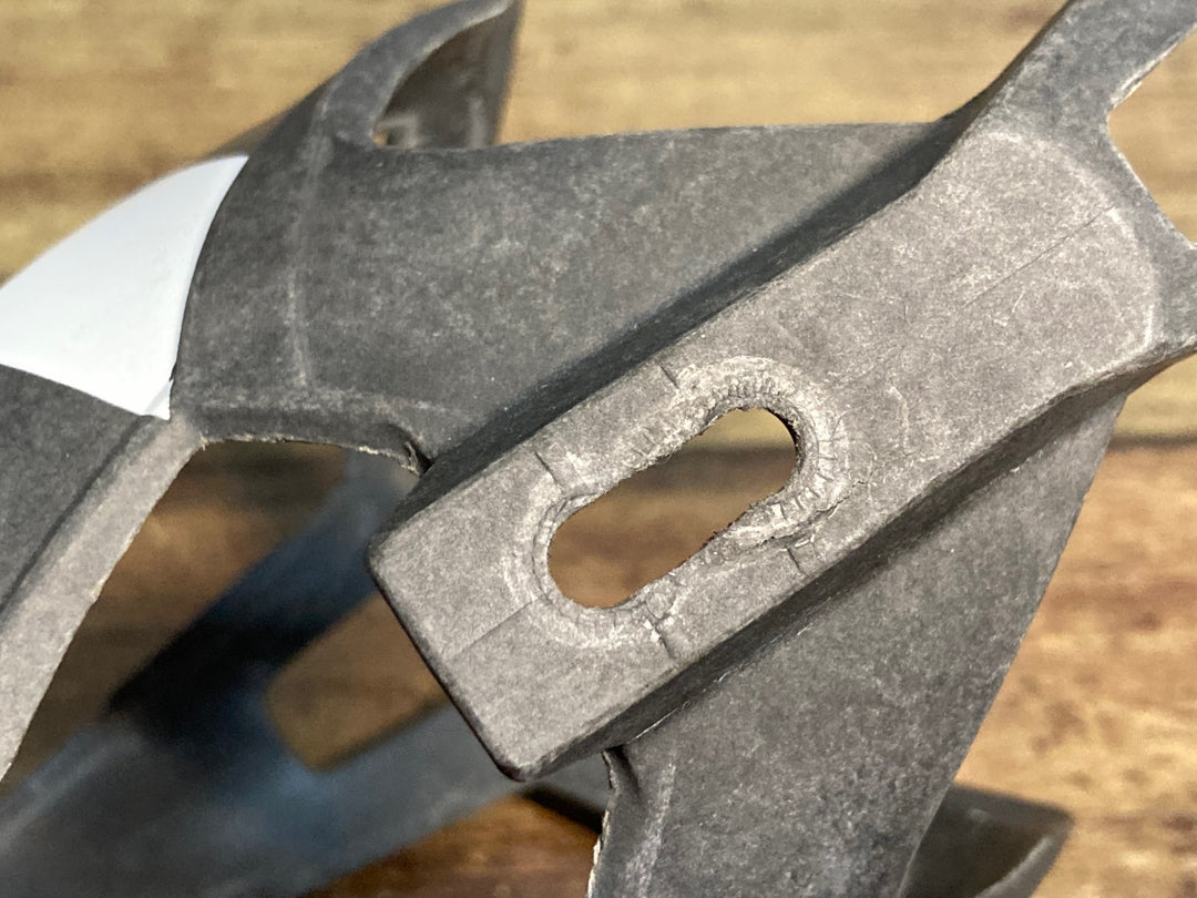 JX051 エリート ELITE VICO CARBON コンポジット ボトルケージ