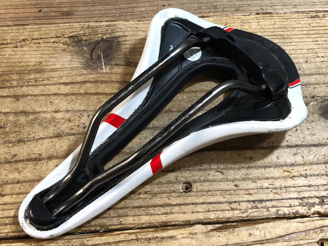 KK416 サンマルコ san marco Shortfit Racing サドル 白 XSiLite レール WIDE