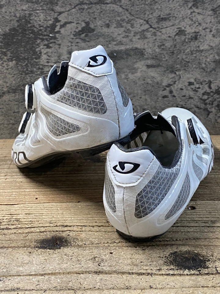 KG541 ジロ GIRO IMPERIAL ビンディングシューズ 白 EU43 3穴 ※インソール欠品