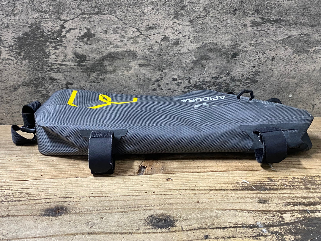 KH683 アピデュラ APIDURA EXPEDITION FRAME BAG フレームバッグ グレー