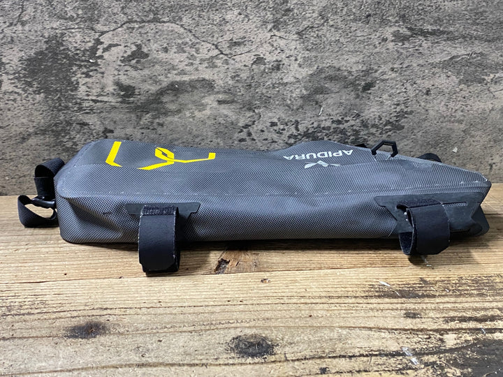KH683 アピデュラ APIDURA EXPEDITION FRAME BAG フレームバッグ グレー