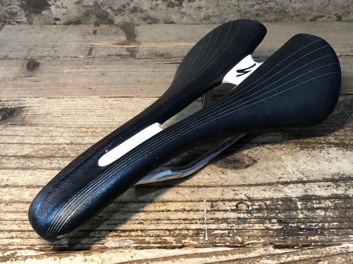 JR130 スペシャライズド SPECIALIZED ROMIN expert サドル 黒 143mm ※破れ