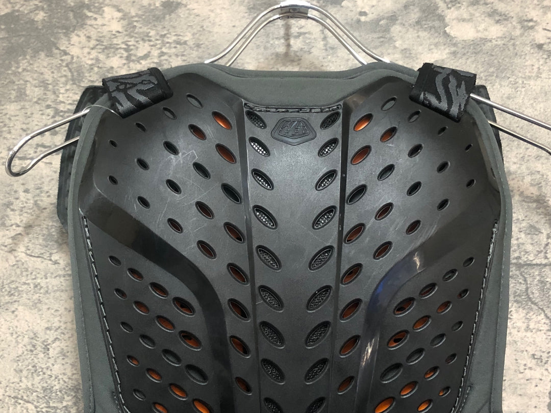 KM624 トロイリーデザイン Troy Lee Designs ROCK FIGHT CE 防護ベスト プロテクター