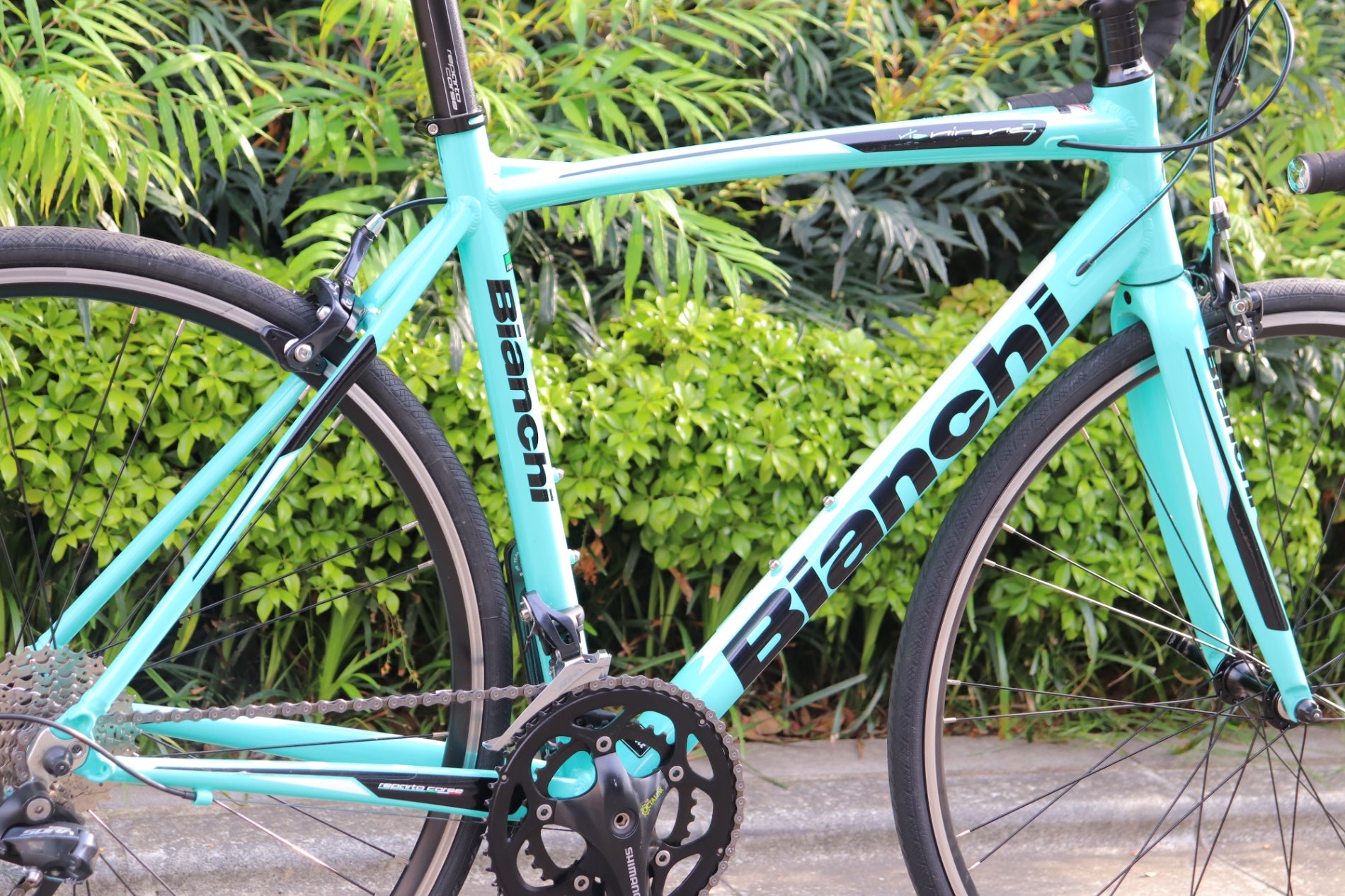 Bianchi ロードバイク vianirone 2020年モデル ビアンキ BIANCHI ビアニローネ7 VIA NIRONE 7 SORA 2020年 ロード
