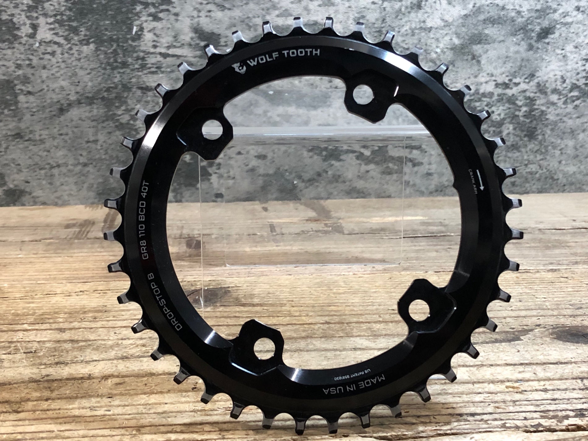 【未使用】Wolf Tooth Drop-Stop B 40T チェーンリング KJ604 ウルフトゥース WOLFTOOTH DROP STOP-B GR8 ナローワイド