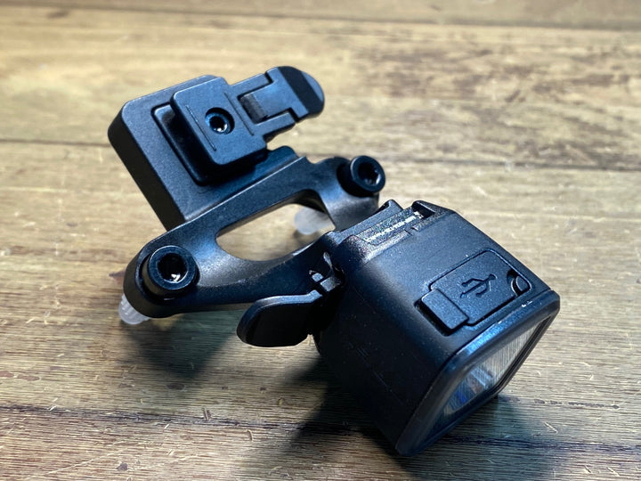 JI319 ボントレガー BONTRAGER FLARE R CITY リアライト 点灯確認済み サドルマウント付き