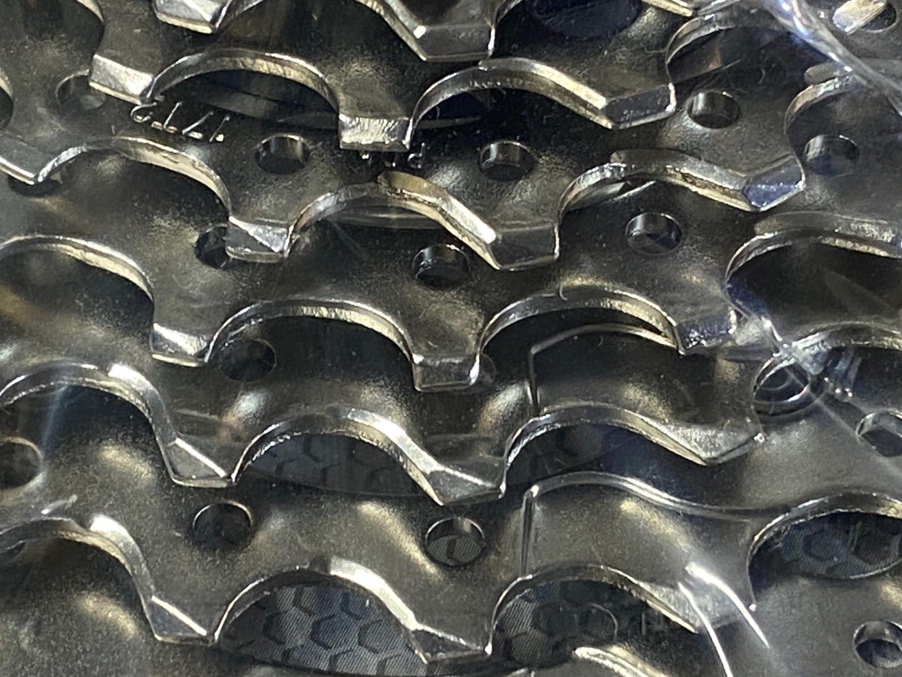 JP344 シマノ SHIMANO 105 CS-5700 スプロケット 11-28T 10S – BICI