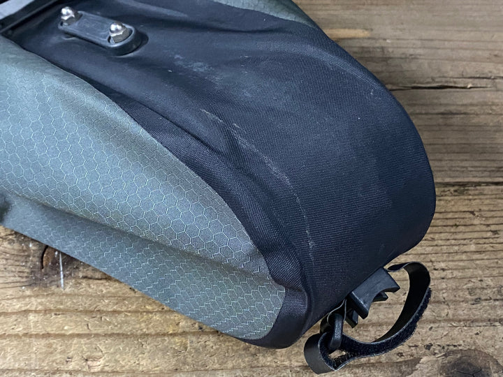 KM449 オルトリーブ ORTLIEB サドルバッグ グレー