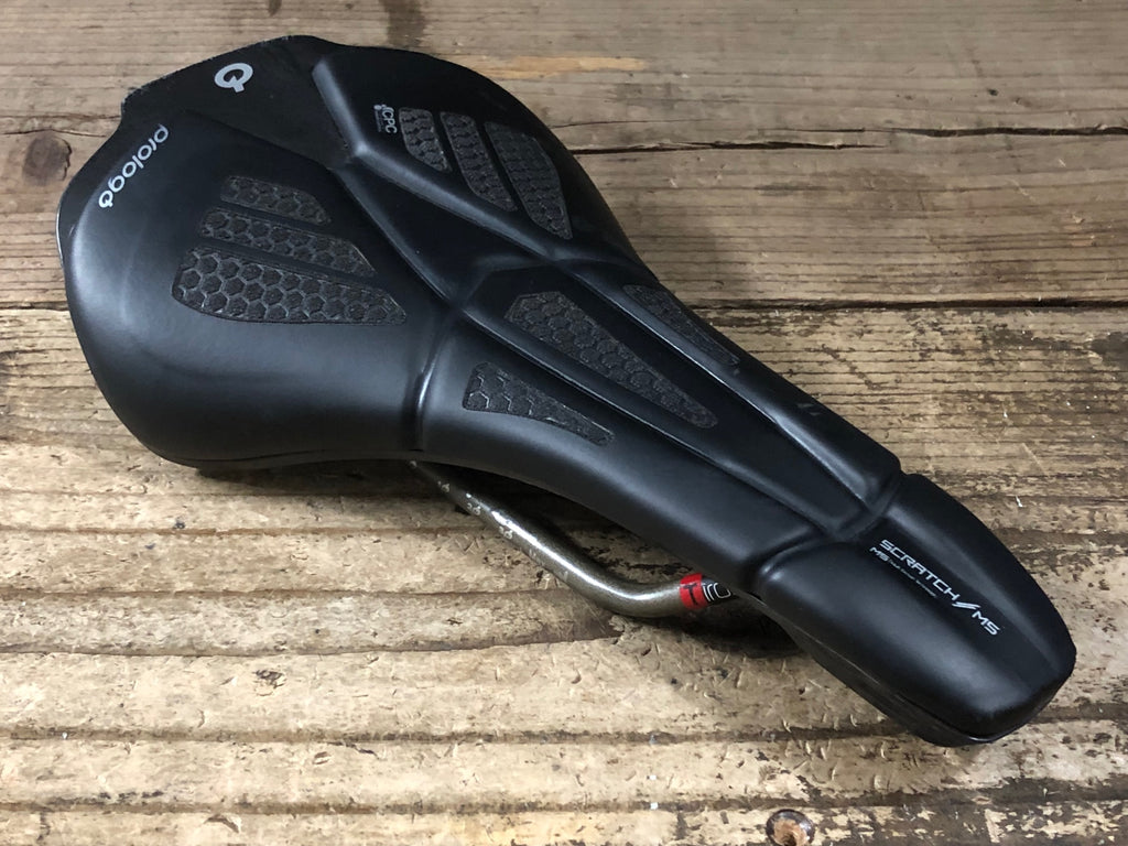 JO819 プロロゴ prologo SCRATCH M5 CPC サドル 黒 Tirox レール