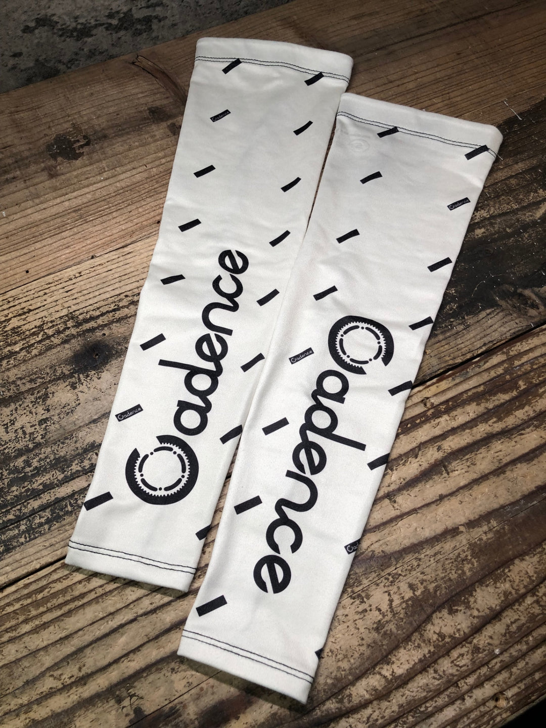 JQ497 ケイデンス Cadence アームカバー 白 S 裏起毛