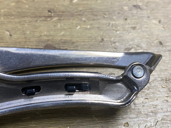 KN087 シマノ SHIMANO デュラエース DURA-ACE FD-R9100 フロントディレイラー 直付け ※ワイヤー固定ボルト、キャップ欠品