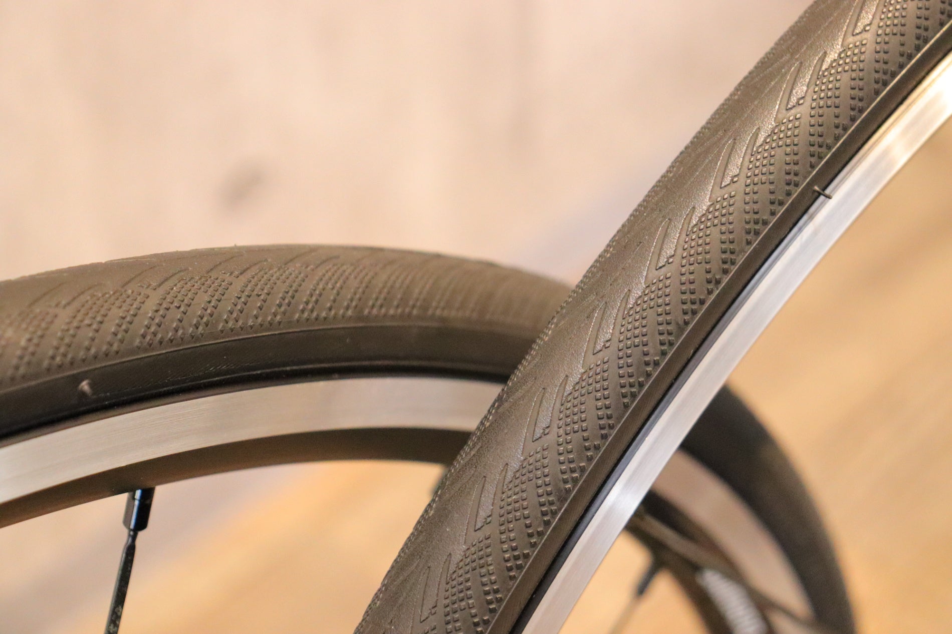 シマノ SHIMANO WH-RS21 アルミ クリンチャー ホイールセット シマノ