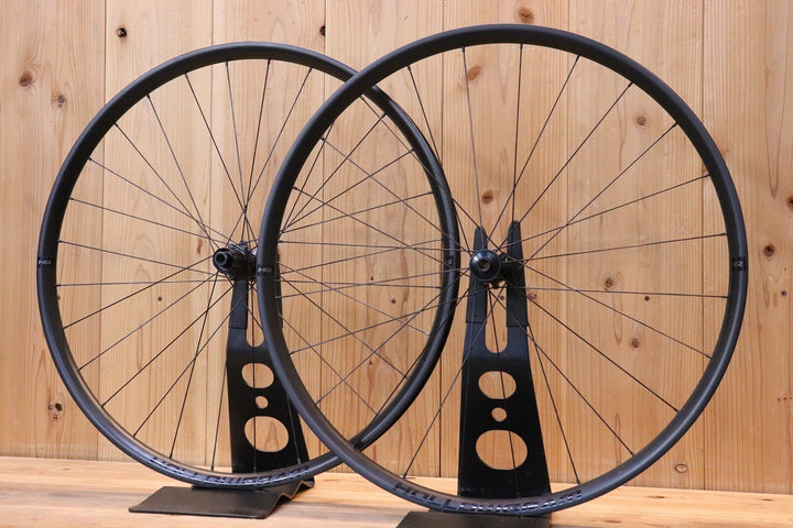 キャノンデール CANNONDALE ホログラム HOLLOWGRAM HG 22 カーボン チューブレスレディ ホイールセット シマノ 11S/12S 【芦屋店】