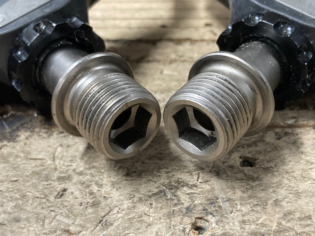 JY782 シマノ SHIMANO 105 PD-R7000 ビンディングペダル SPD-SL