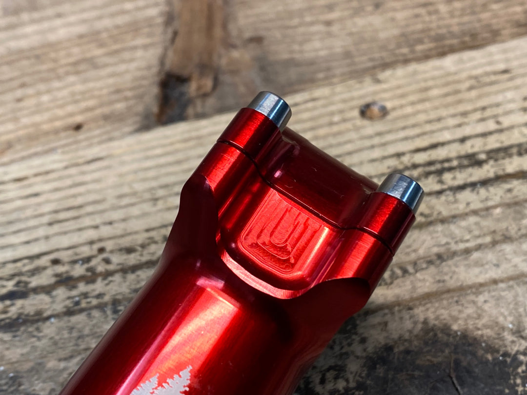 JO829 TUNE Geiles Teil 4.0 Stem アルミ ステム 赤 85mm Φ31.8 OS