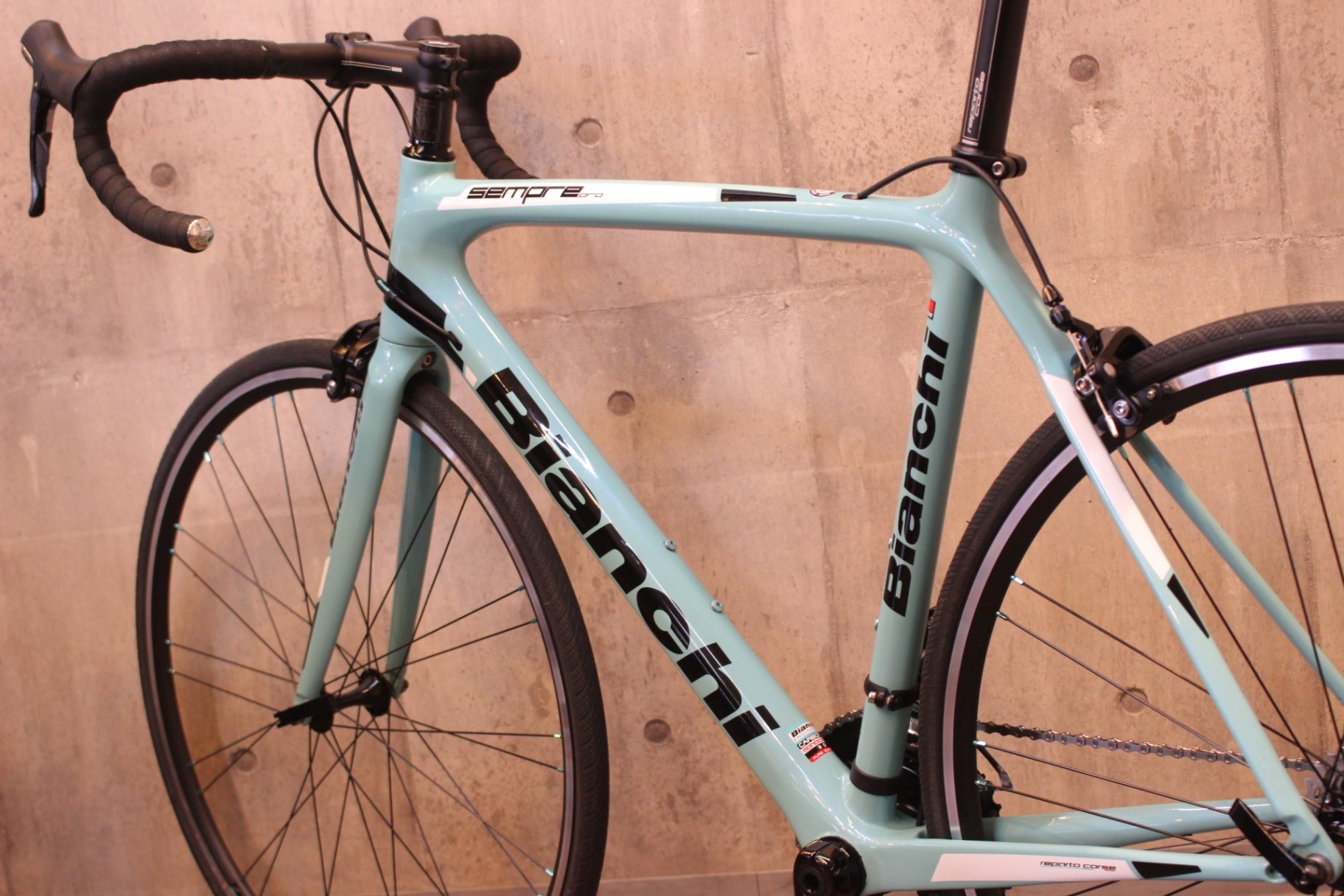 値下げ　Bianchi ビアンキ Sempre Pro ロードバイク カーボン BIANCHI SEMPRE PRO / ビアンキ センプレ プロ