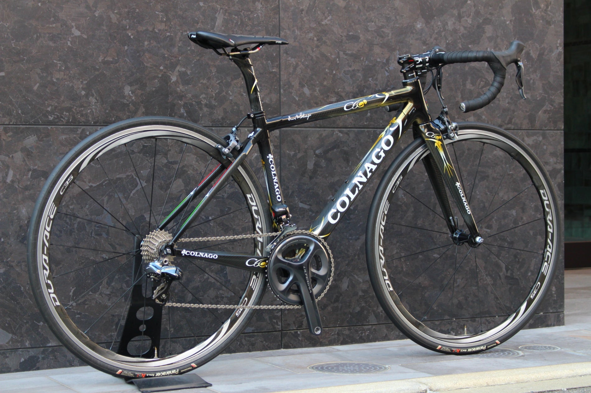 コルナゴc60 2015モデル コルナゴ COLNAGO C60 2015モデル 42Sサイズ シマノ アルテグラ 6870