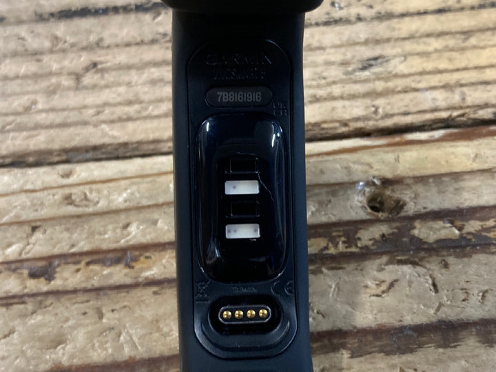 KB138 ガーミン GARMIN VIVOSMART5 スマートウォッチ 黒 動作確認済