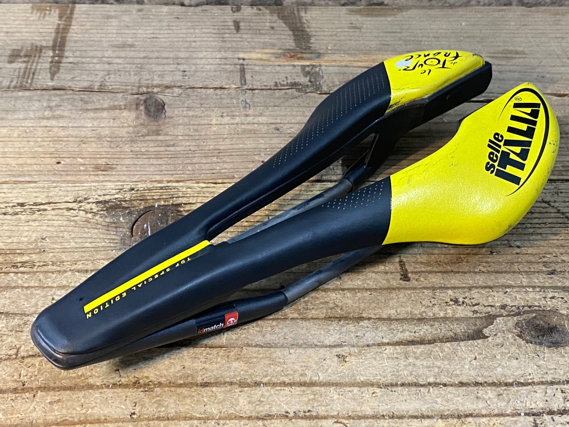 JU257 セライタリア selle italia SP-01 ツールドフランスモデル