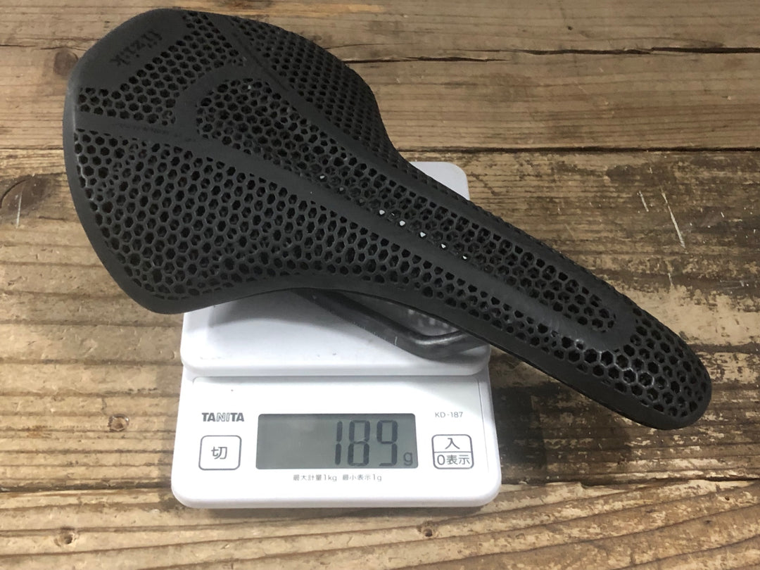 JP946 フィジーク fizik VENTO ANTARES R1 ADAPTIVE 150mm カーボンレール サドル ※レールにクラックの疑い