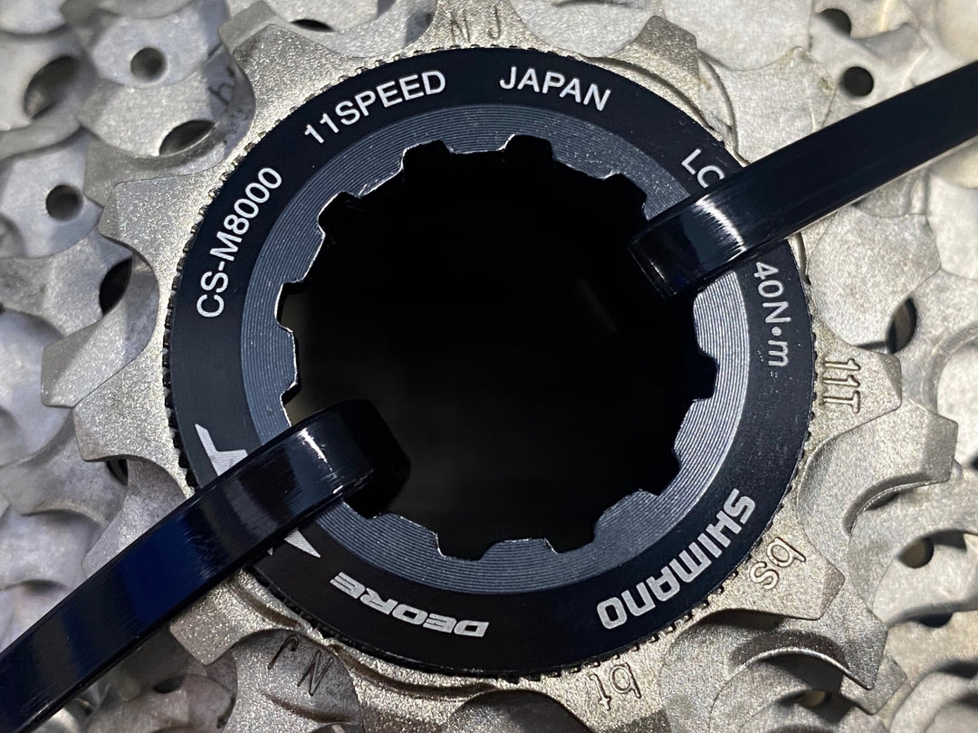 KJ586 シマノ SHIMANO DEORE XT CS-M8000 スプロケット 11-42T 11S