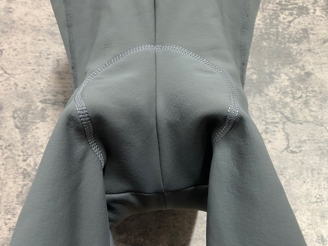 KA564 パスノーマルスタジオ PAS NORMAL STUDIOS PAS DEEP WINTER BIB ビブショーツ グレー L 裏起毛