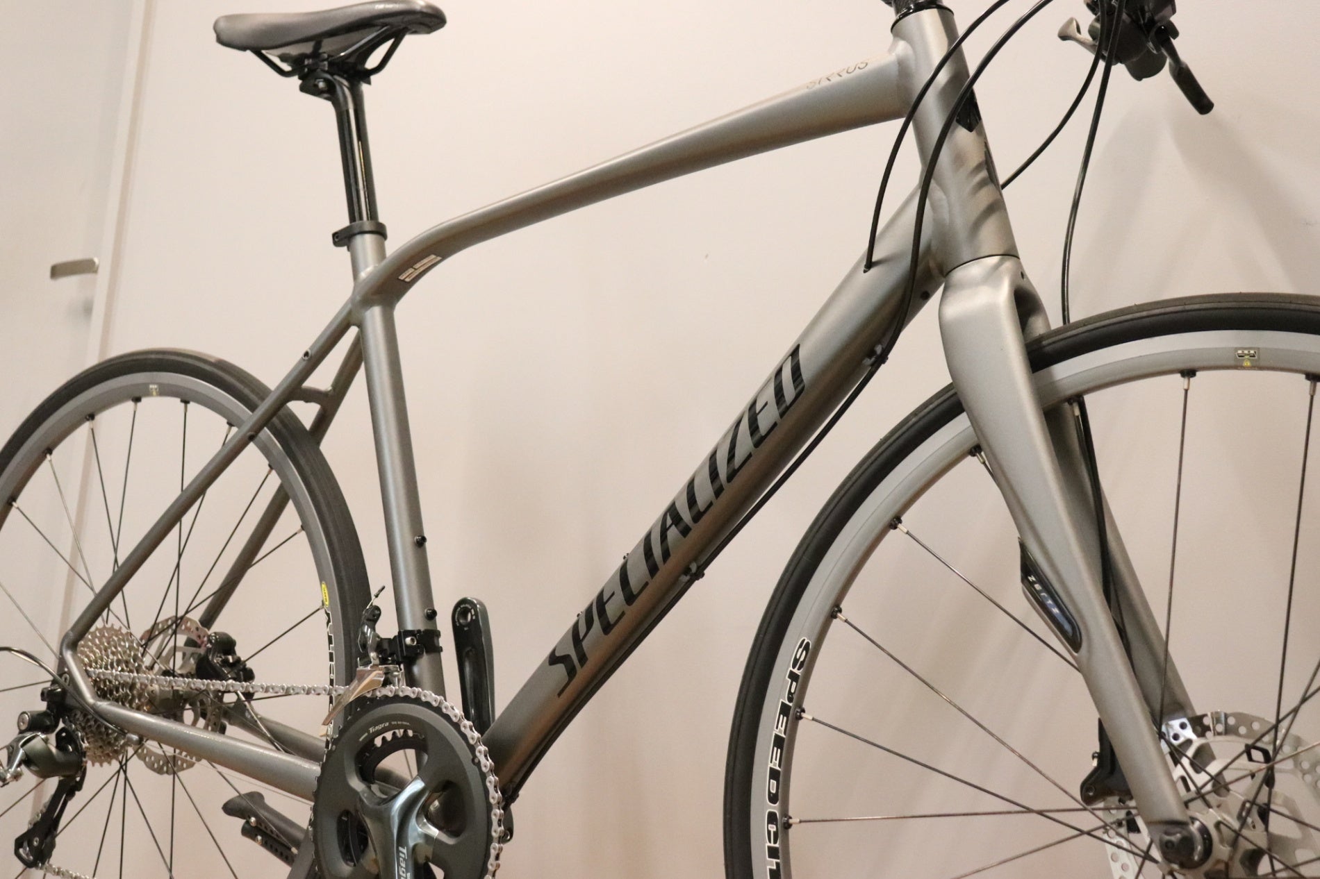スペシャライズド SPECIALIZED SIRRUS COMP CITY 2017モデル Lサイズ