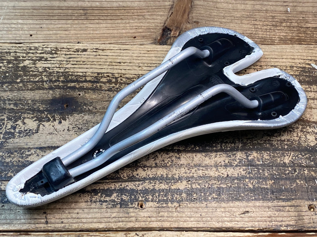 JJ216 サンマルコ sanmarco アスピデ ASPide RACiNG サドル 白 MANGANESE レール 135mm